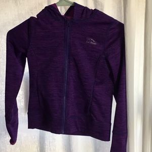 2 LL.bean zip up hoodies w/ thumb holes. 20$ each!!